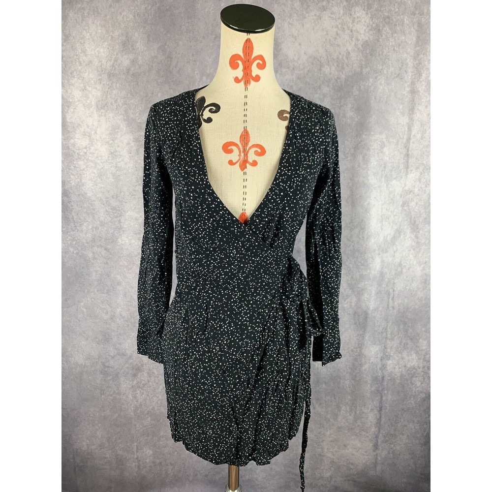 H&M Divided Size 2 Wrap Dress V-neck Long Sleeves Black White Hearts Print - Picture 1 of 12